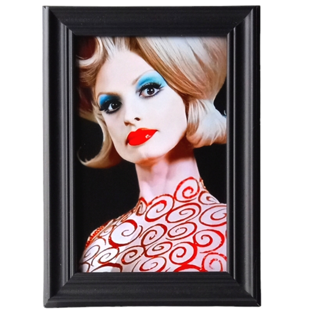 👽 Mars.Attacks Martian Girl retro Ufo Alien Edgy Alternative Framed Photo art